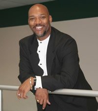 Dr. André Halliburton Dr. André Halliburton
