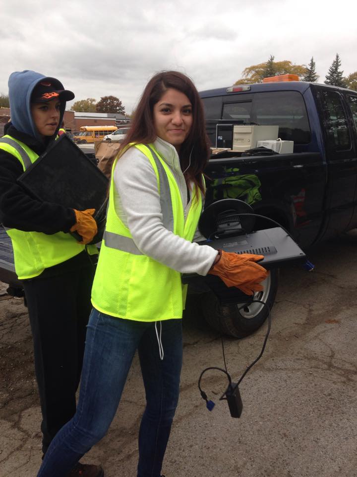 electronics recycling volunteers